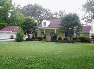 1910 S College St, Trenton, TN 38382