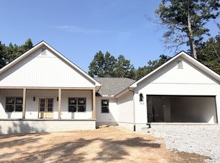 344 Georgee Rd, Jamestown, TN 38556