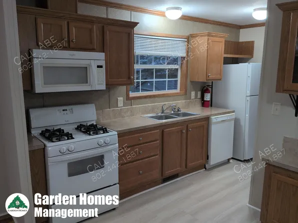 36 W Road Park, Bennington, VT 05201