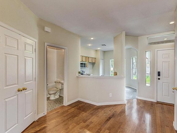 3rd image of 500 N Roosevelt Ave Unit 90