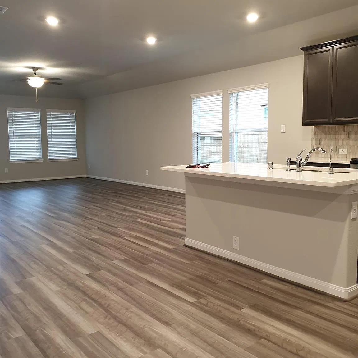 3 bed, 2.0 bath, 1875 sqft, $2,400 — Photo 4