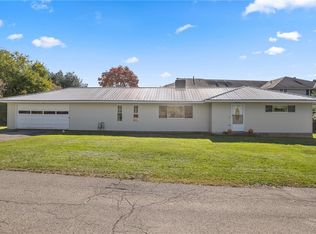 105 Walker Dr, Butler, PA 16001