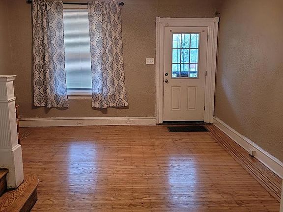4th image of 1639 N 60th St