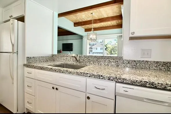 26721 Avenida Las Palmas #B — Photo 12