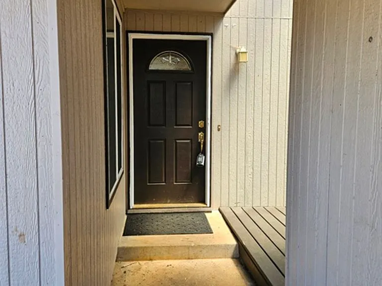 5536 Cottonwood Ct S — Photo 24