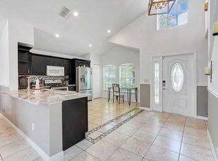 2 Scenic Ridge Dr, Brewster, NY 10509