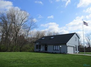 3155 Albon Rd, Maumee, OH 43537