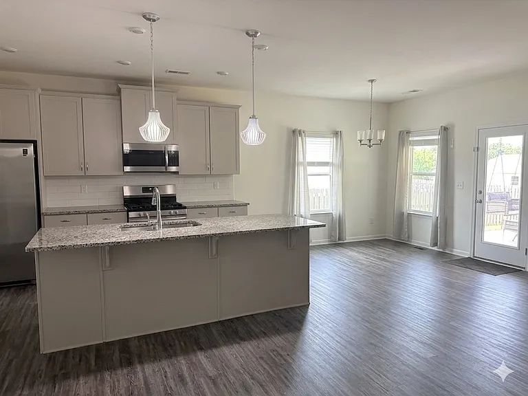 12824 Aberdeen Park Dr — Photo 6