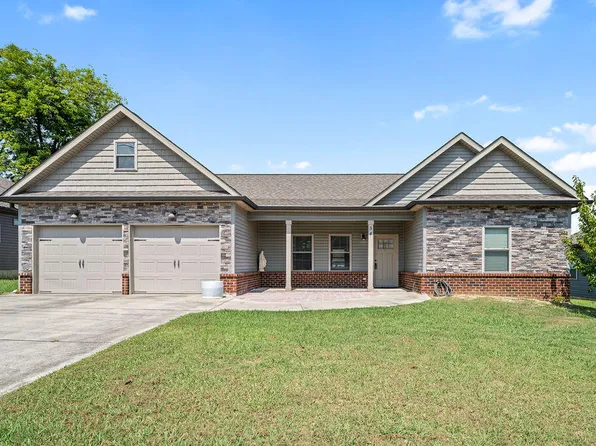 54 Franklin Cir, Fort Oglethorpe, GA 30742