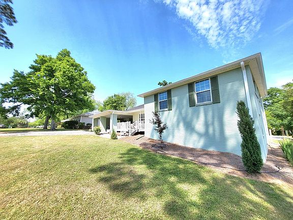 2nd image of 103 Broadview Dr