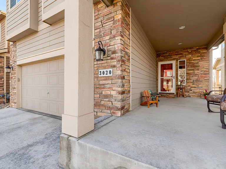 3020 Denver Dr — Photo 2