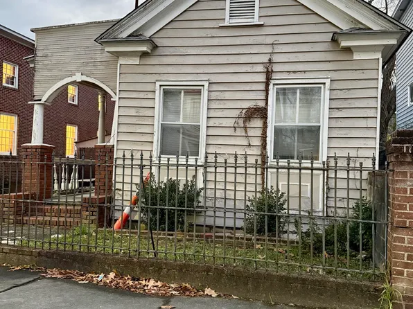 9 Killians St, Charleston, SC 29403