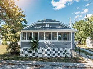 216 W 4th St, Saint Elmo, IL 62458