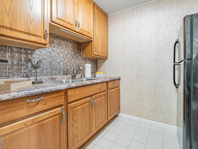 585 Hill Dr #315 — Photo 21