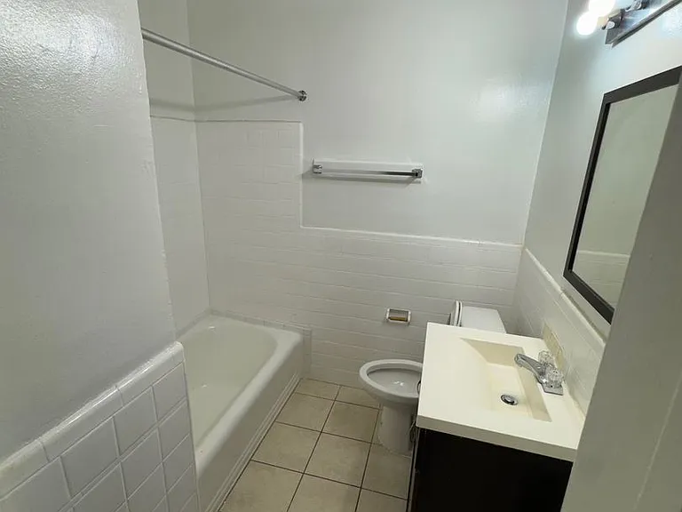800 Taylor St NE — Photo 5
