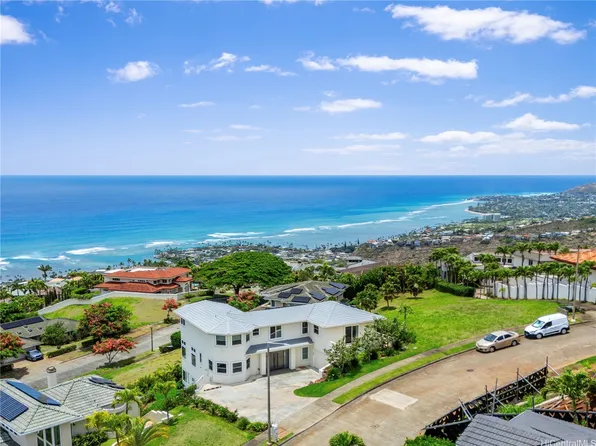 1179 Ikena Cir, Honolulu, HI 96821