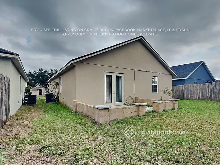 550 Hibiscus Cove Dr — Photo 16