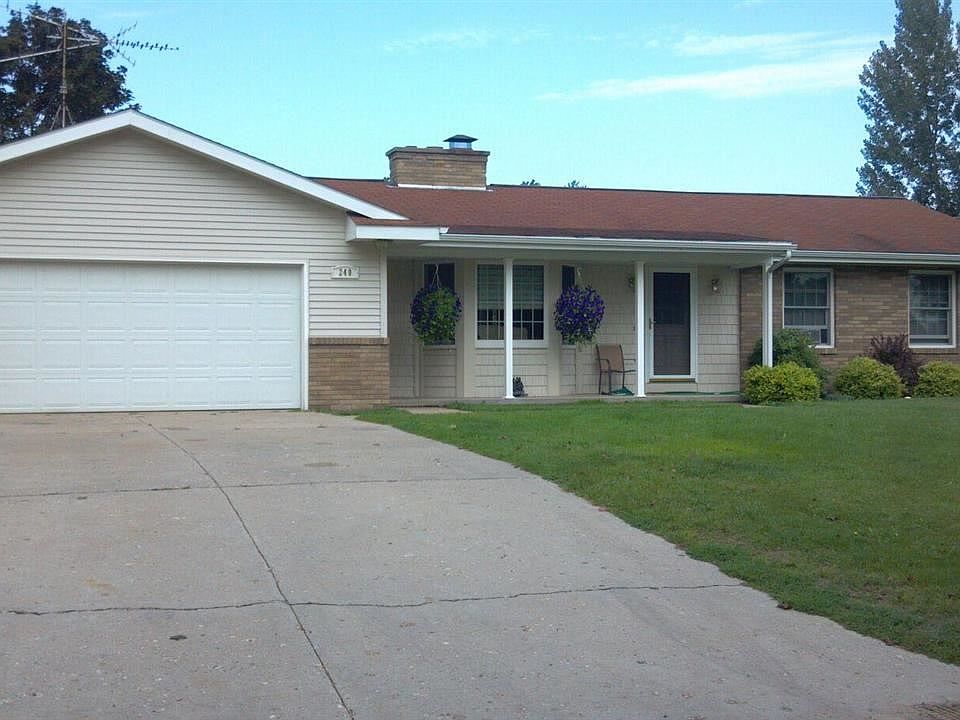 1st image of 240 S Sabina St