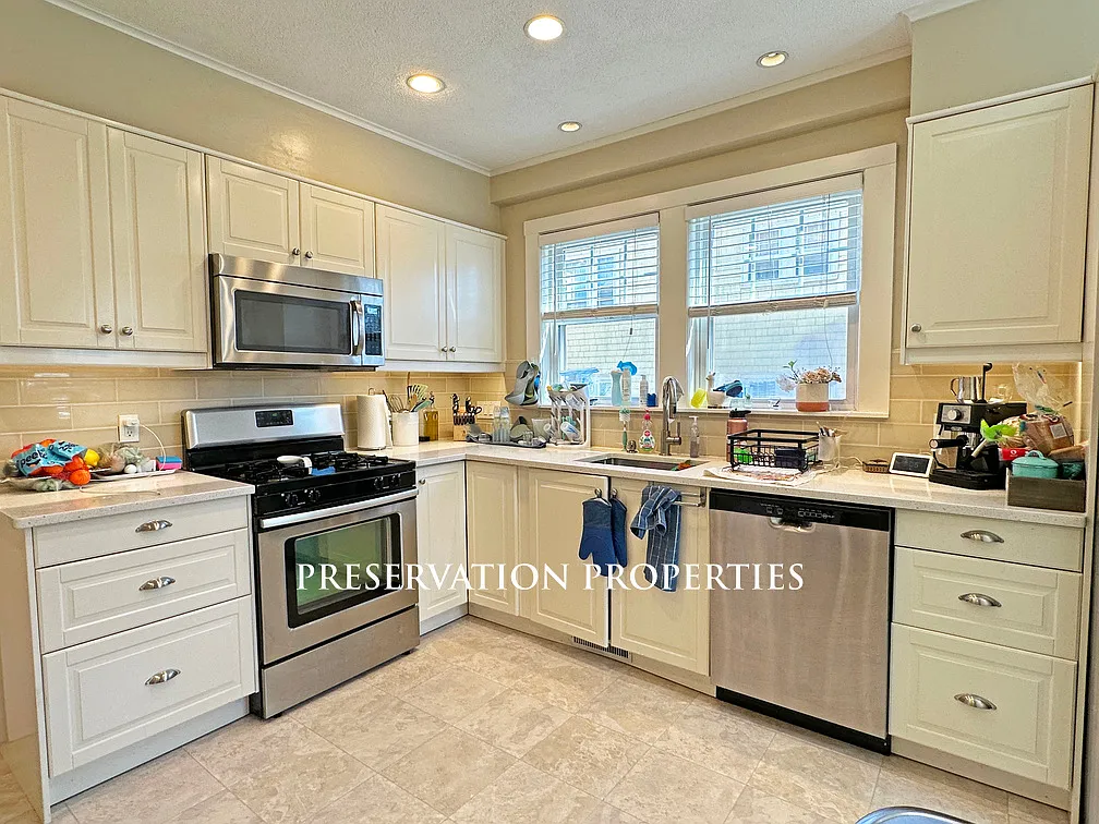 56 Washburn Avenue — Photo 2