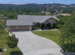 135 Via Fuchsia, Paso Robles, CA 93446