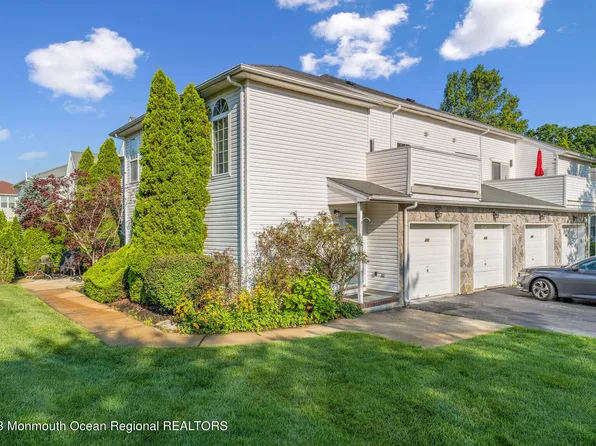 460 Deuce Drive, Wall, NJ 07719