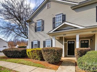 1911 Flushing Ct, Charlotte, NC