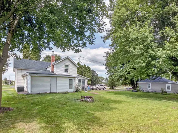 715 & 735 E Madison St, Platteville, WI 53818