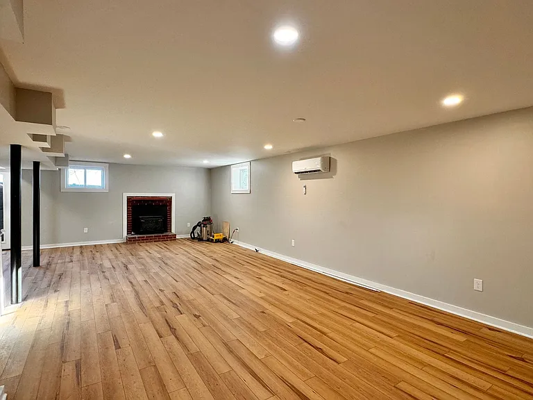 3901 Thomas Dairy Ln — Photo 8