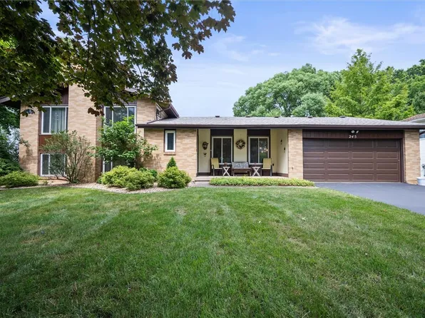 245 Pearson Ln, Rochester, NY 14612