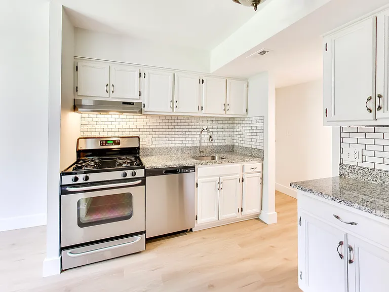 6027 Majors Ln #3 — Photo 2