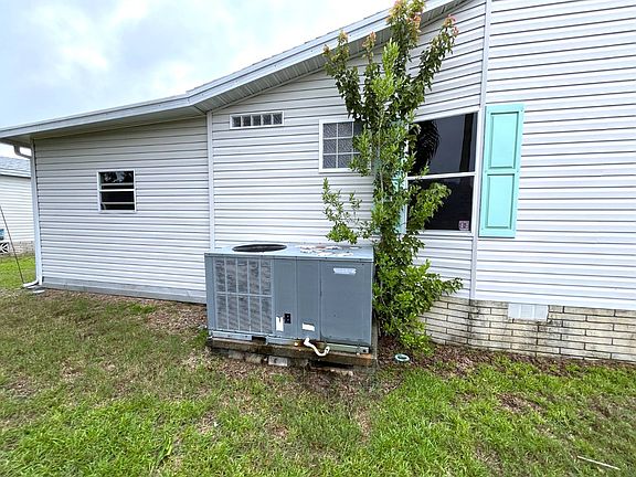 5th image of 9182 W Pinecrest Ln #422