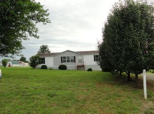 67 Wells Pointe Rd, Morrison, TN 37357