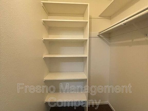 2nd image of 950 W McKinley Ave APT 101