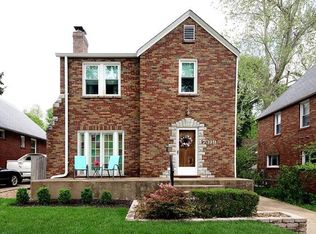 7319 Chamberlain Ave, Saint Louis, MO 63130