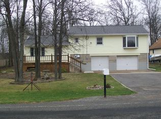 4857 Meyers Hill Rd, Lewiston, NY 14131