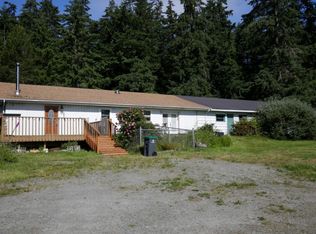 250 W Crescent Harbor Rd, Oak Harbor, WA 98277