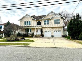 1378 Little Neck Ave, Bellmore, NY 11710
