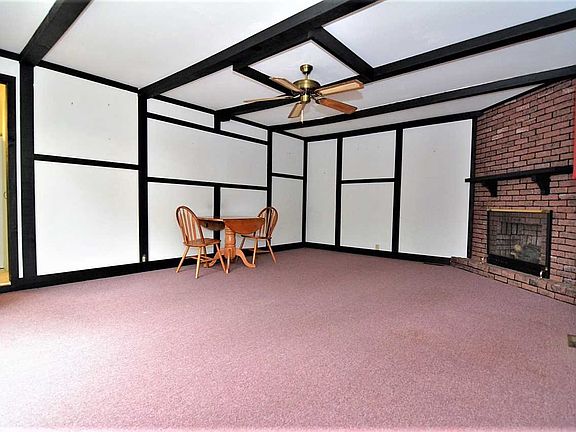 3rd image of 4501 Taylor Ave