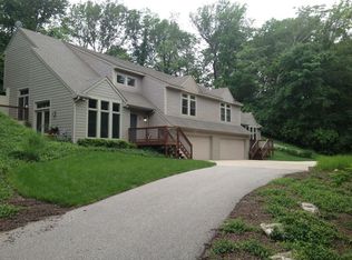 2 E Clarkson Rd #A, Columbia, MO 65203