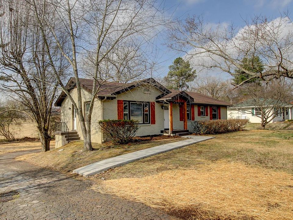 1st image of 426 Gaylewood Dr
