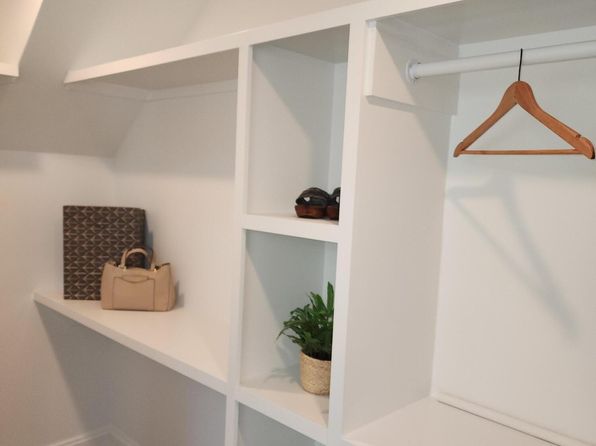 charleston-south-carolina-441873892 picture