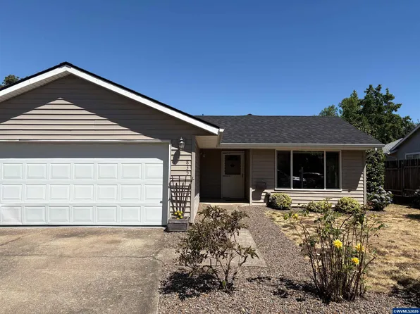 835 Sunflower Ln, Lebanon, OR 97355