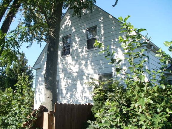 2nd image of 427 Ford Ave