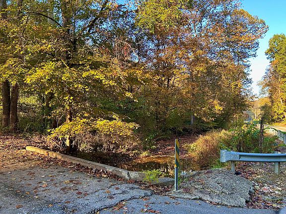 2nd image of 3435 Dry Creek Rd