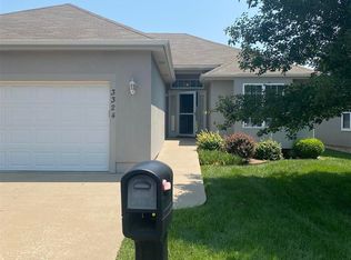3324 SW Ventana Rd, Topeka, KS 66614