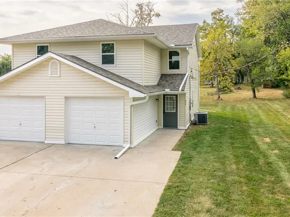 506 Russell St, Lathrop, MO 64465