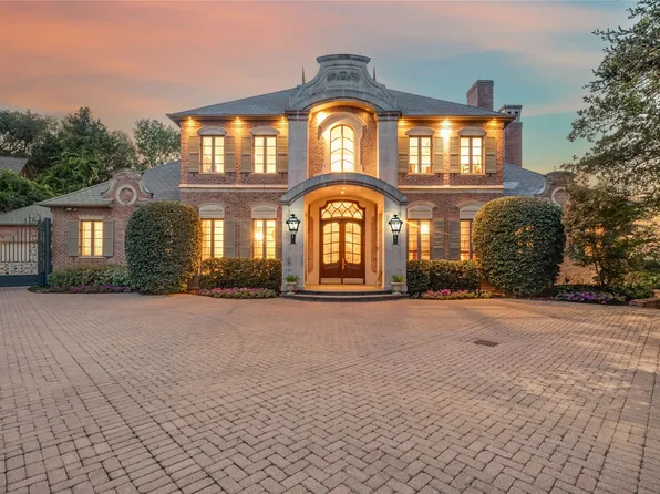 3004 Shadow Dr W, Arlington, TX 76006