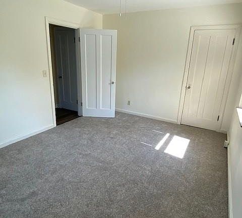 4th image of 37 Euclid Ave APT 2