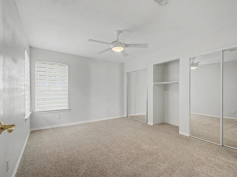126 Manchester St — Photo 32