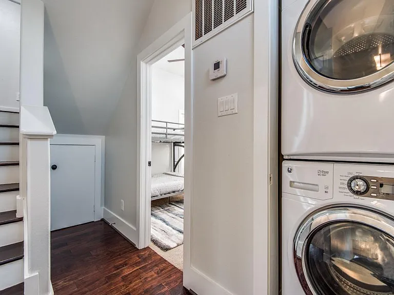 1509 Holly St — Photo 29